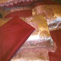 Подарочный спальный комплект декорированный шелком, кружевом, в Волхове