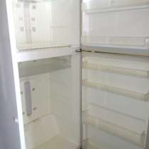 Продам широкий холодильник Дэу Б\У, в Москве
