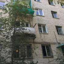 Продаю 3-х комнатную квартиру на Ахунбаева Абая 4 этаж и, в г.Бишкек