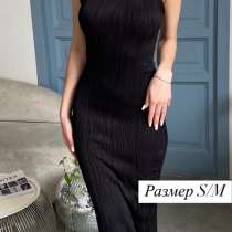 Черное облегающее платье, в Санкт-Петербурге