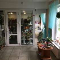 Продам салон цветов, в Красноярске